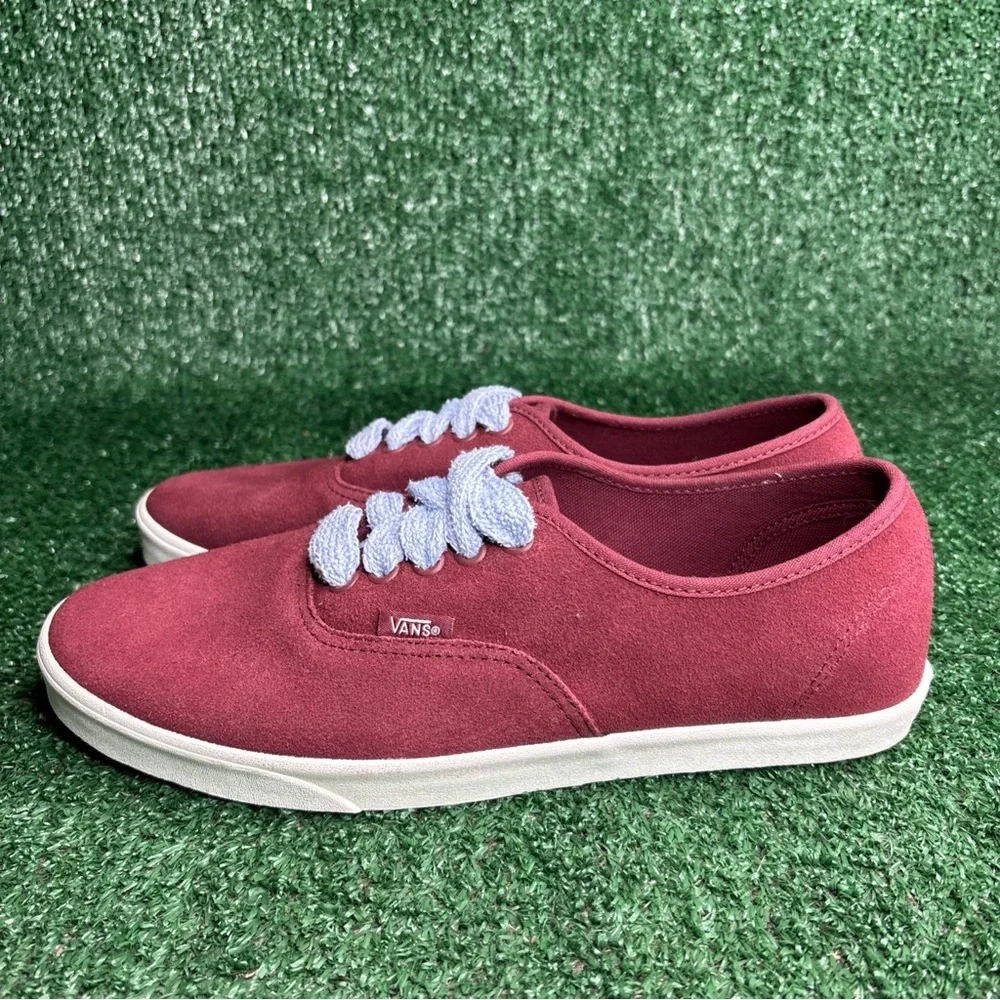 NEW VANS Authentic Low Pro Red Suede Skate Shoes Sneakers Men 8‎ / Women 9.5